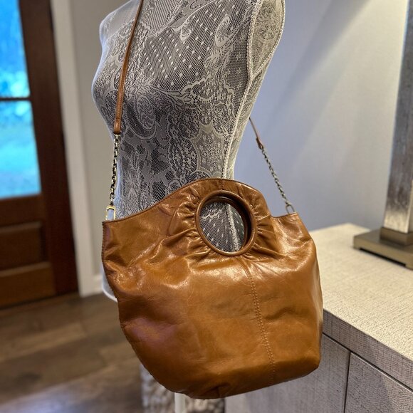 HOBO Giorgia 30th Anniversary Limited Edition Convertible Leather Bag in Truffle - Picture 9 of 9